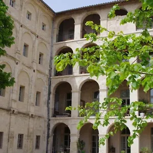 Appartement Clos Des Arts Suspendus Avignon